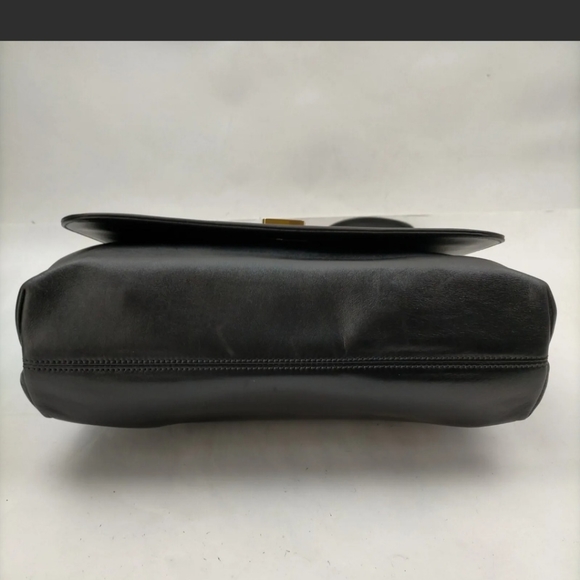 Salvatore Ferragamo purse - Picture 5 of 10